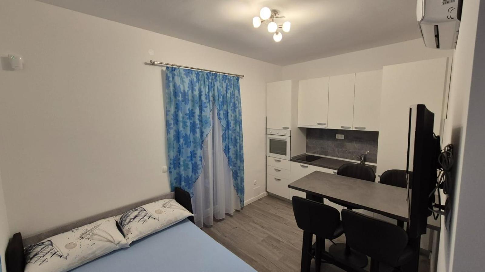 Apartments Sea Star Kaštela エクステリア 写真