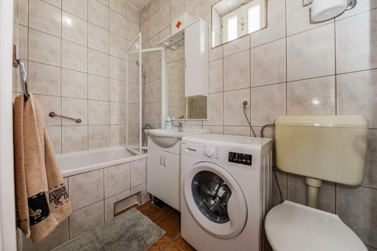 Apartments Sea Star Kaštela エクステリア 写真