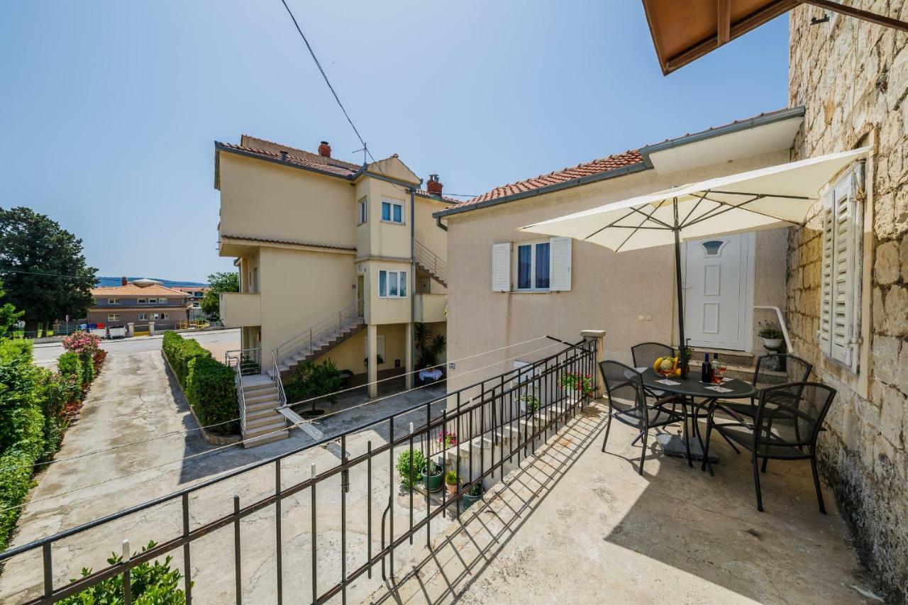 Apartments Sea Star Kaštela エクステリア 写真